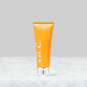 *NEW* Rodial Vit C Papaya Enzyme Scrub